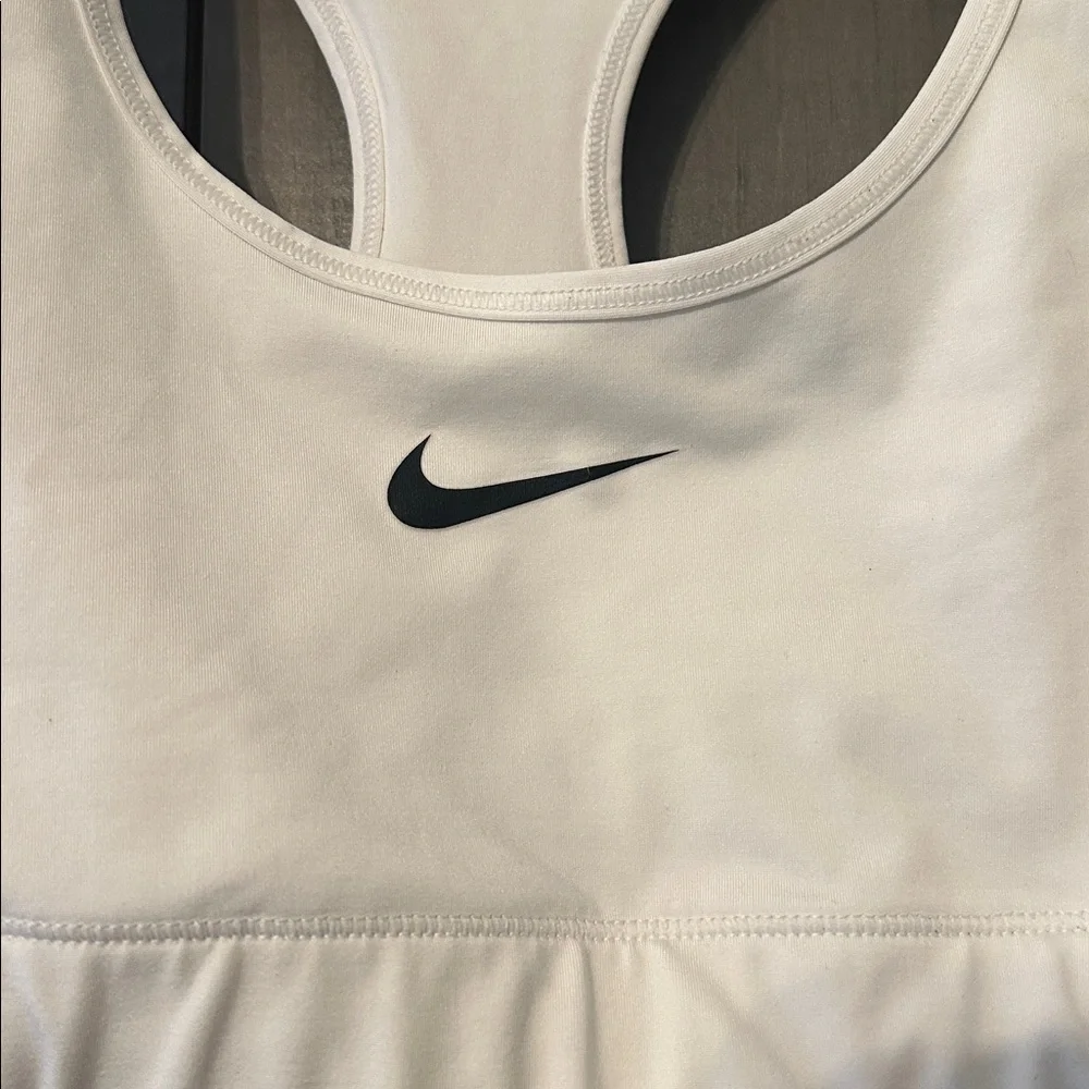Nike Women's White Sports Bra - Picture 2 of 6